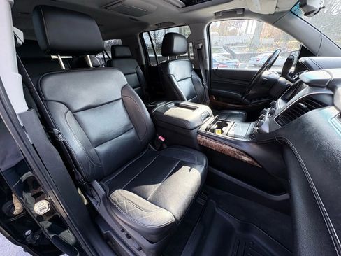 Used 2015 Chevrolet Suburban LTZ image 24