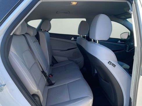 Used 2021 Hyundai Tucson SEL image 16