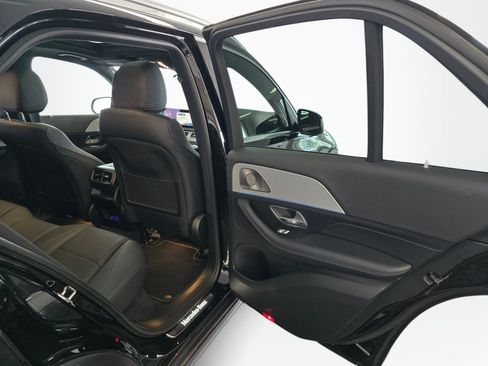 Used 2025 Mercedes-Benz GLE 350 4MATIC image 39