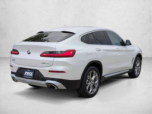 Used 2025 BMW X4 xDrive30i AWD/4WD image 5