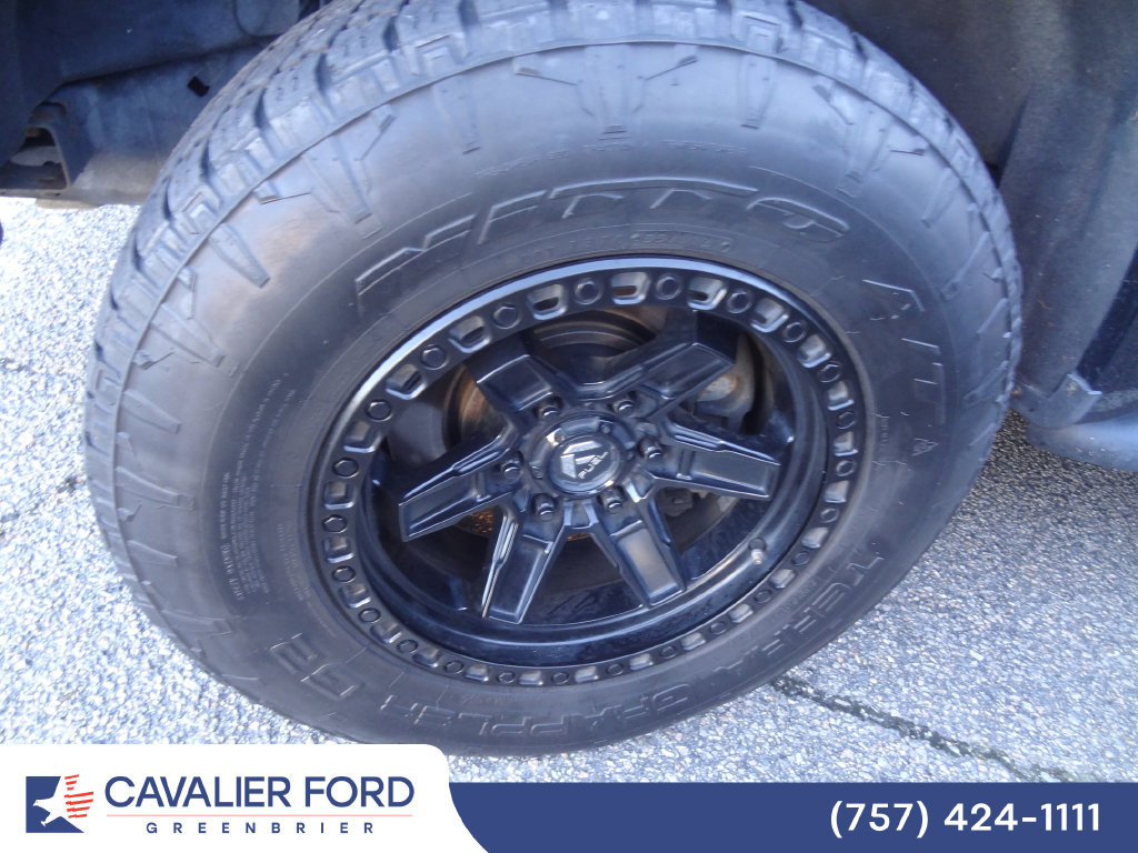 Used 2015 Ford F150 XLT w/ Equipment Group 301A Mid AWD/4WD image 10