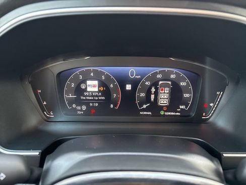 Used 2024 Honda Pilot Elite image 6