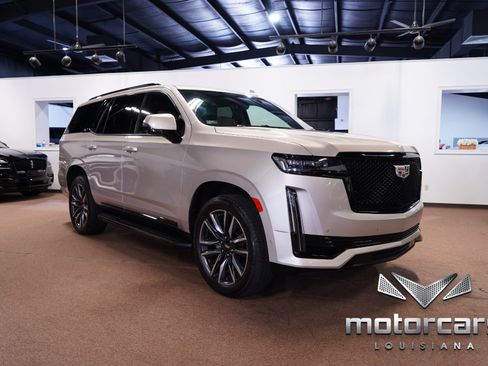 Used 2021 Cadillac Escalade Sport RWD image 9