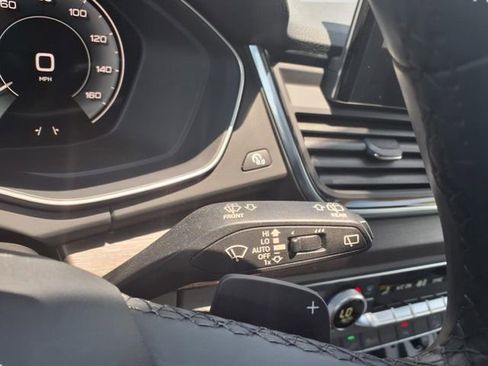 Used 2022 Audi Q5 e Premium image 24