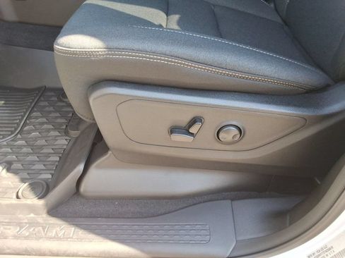 Used 2026 RAM 1500 Big Horn AWD/4WD image 26