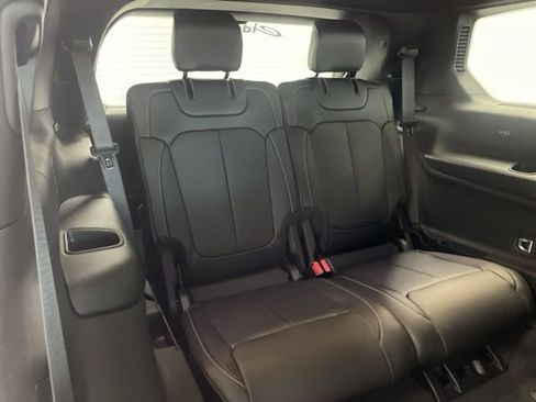 New 2025 Jeep Grand Cherokee L Limited w/ Black Appearance Package image 38