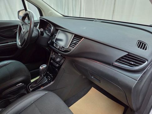 Used 2017 Buick Encore Preferred image 18