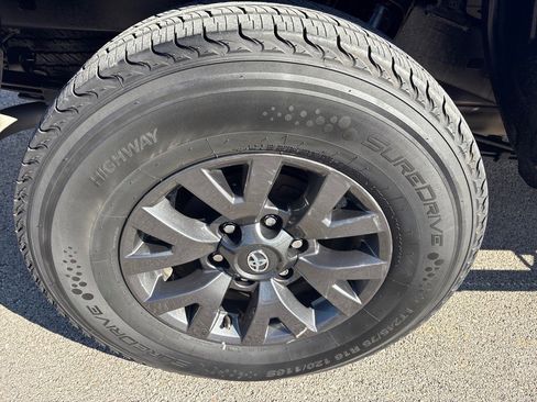 Used 2023 Toyota Tacoma SR5 image 14