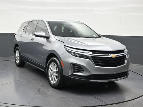 Used 2024 Chevrolet Equinox LT FWD image 8