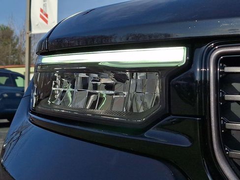 Used 2025 Jeep Grand Cherokee Summit w/ Adv Protech Group IV image 9