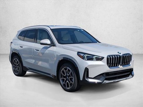 New 2026 BMW X1 xDrive28i w/ Technology Package AWD/4WD image 7