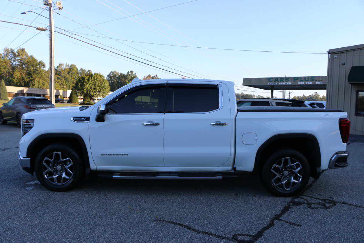 Used 2024 GMC Sierra 1500 SLT w/ SLT Convenience Package AWD/4WD image 2