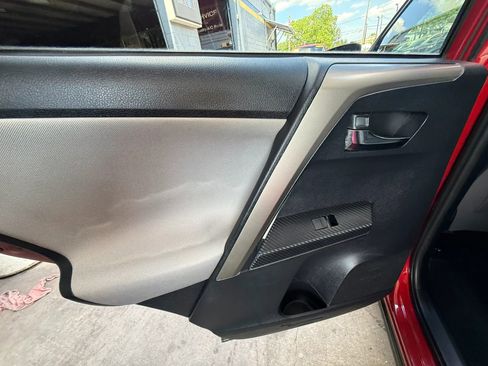 Used 2015 Toyota RAV4 XLE FWD image 26
