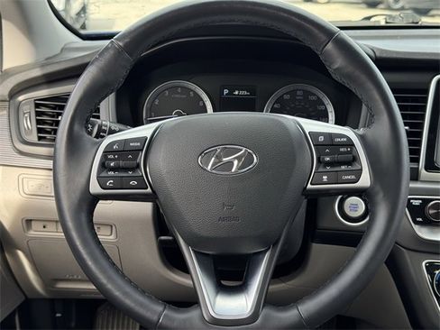 Used 2019 Hyundai Sonata Limited image 12