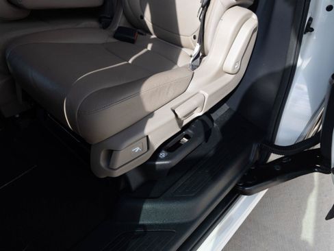 Used 2019 Honda Odyssey Elite image 32