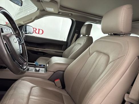 Certified 2019 Ford Expedition Limited w/ Equipment Group 302A image 11