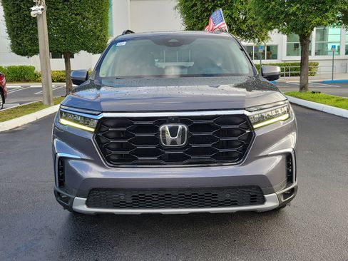 Used 2023 Honda Pilot Elite image 4