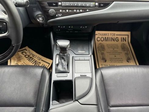 Used 2019 Lexus ES 350 w/ Premium Package FWD image 26