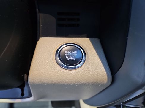 Used 2017 Ford F150 Lariat w/ Equipment Group 502A Luxury image 22