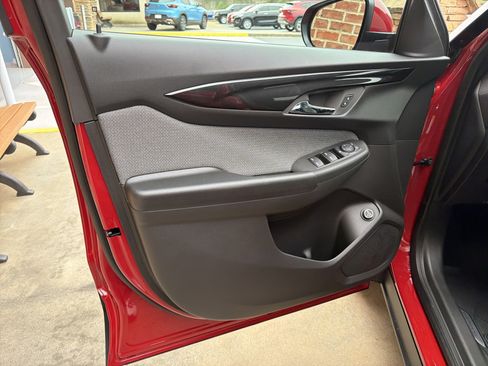 New 2026 Chevrolet TrailBlazer LT w/ Convenience Package image 9