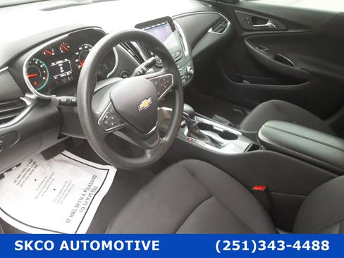 Used 2021 Chevrolet Malibu LT image 20