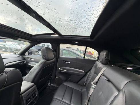 Used 2020 Cadillac XT4 Premium Luxury w/ Cold Weather Package AWD/4WD image 12