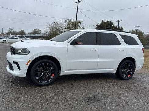 Certified 2025 Dodge Durango GT image 3