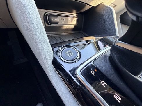 Certified 2025 Kia Sportage EX image 29