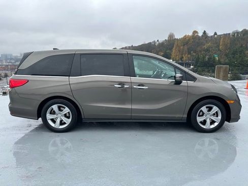 Used 2019 Honda Odyssey EX-L image 2