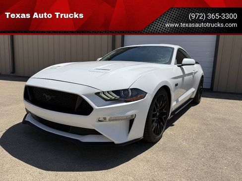 Used 2018 Ford Mustang GT RWD image 1