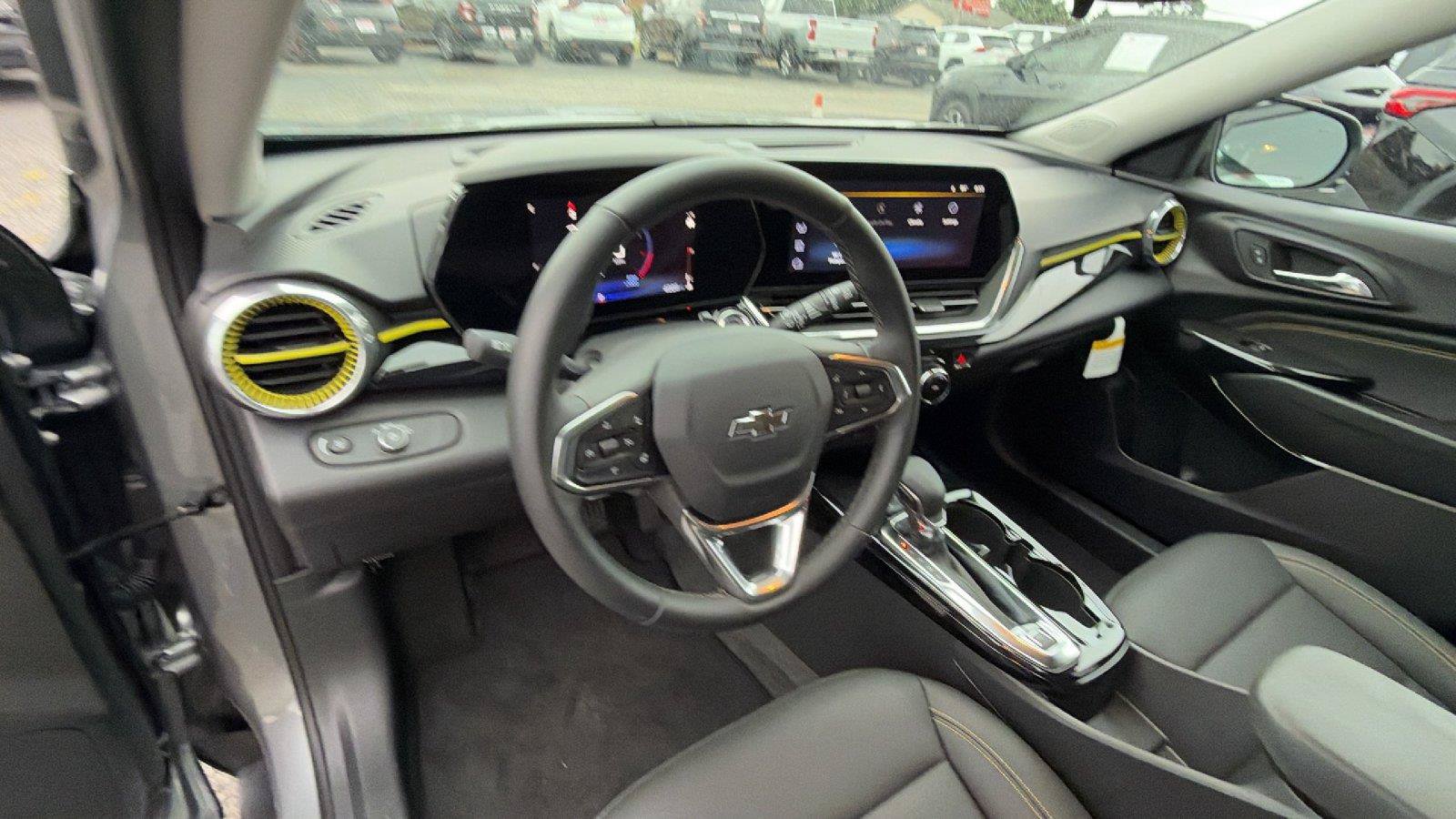 New 2026 Chevrolet Trax ACTIV w/ Sunroof Package FWD image 21