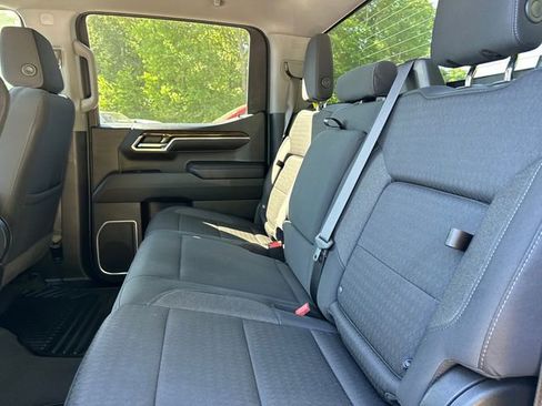 Used 2022 GMC Sierra 1500 Elevation AWD/4WD image 17