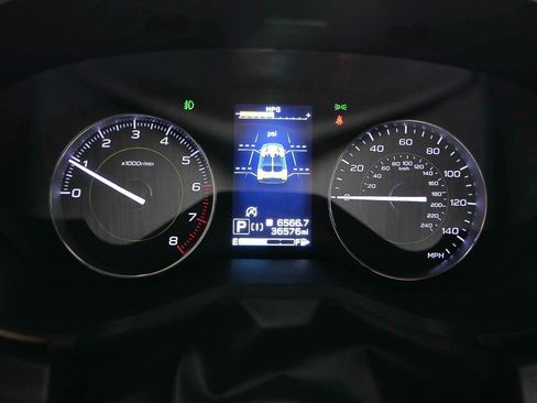 Used 2023 Subaru Crosstrek 2.5i Sport AWD/4WD image 11