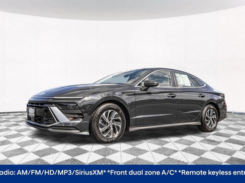 Certified 2026 Hyundai Sonata Blue FWD image 6
