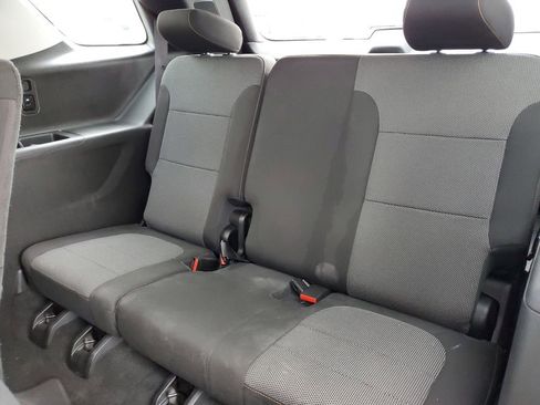 Used 2018 Chevrolet Traverse LS image 12