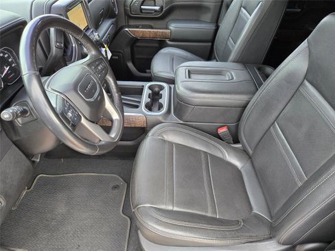 Used 2020 GMC Sierra 2500 Denali w/ Denali Ultimate Package AWD/4WD image 11