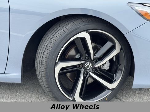 Used 2022 Honda Accord Sport image 14