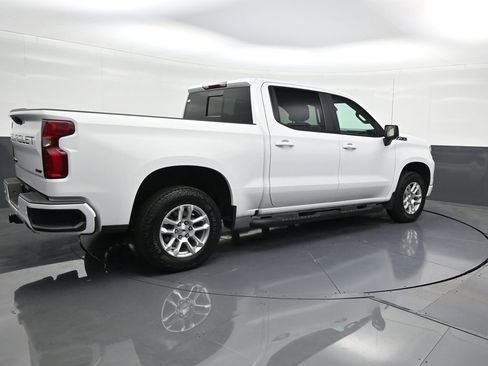 Used 2023 Chevrolet Silverado 1500 RST image 5
