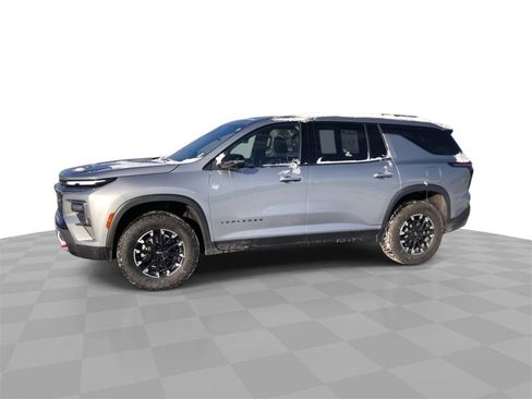 Certified 2025 Chevrolet Traverse Z71 w/ Enhanced Driving Package image 4