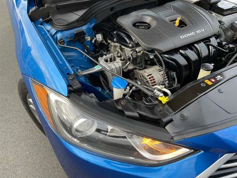 Used 2017 Hyundai Elantra SE image 82