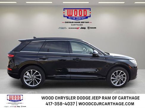 Used 2025 Lincoln Corsair Grand Touring w/ Equipment Group 301A AWD/4WD image 2