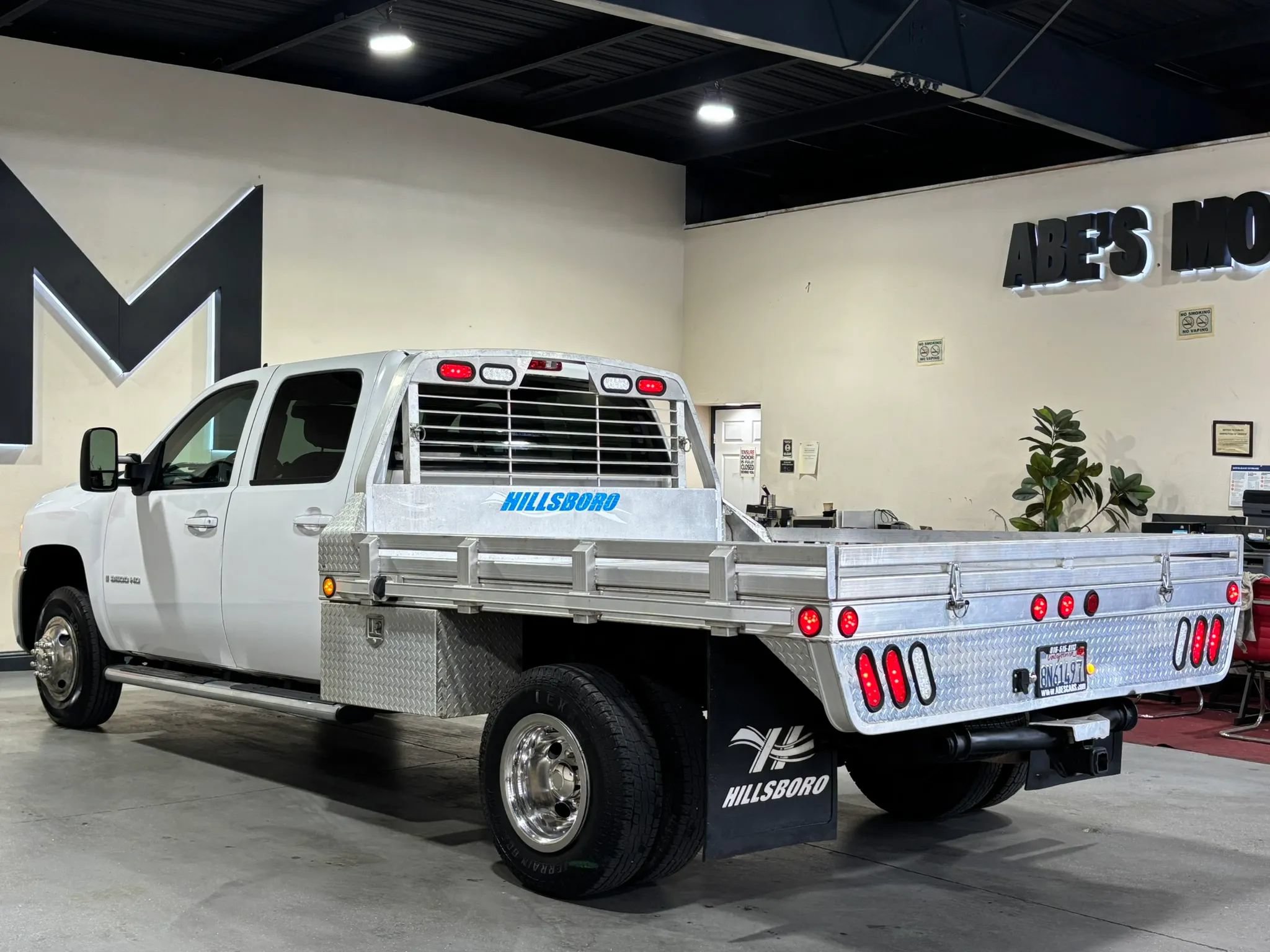 Used 2007 Chevrolet Silverado 3500 LTZ AWD/4WD image 6