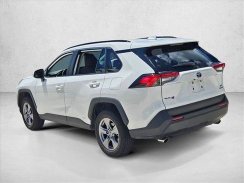 Used 2024 Toyota RAV4 XLE AWD/4WD image 6