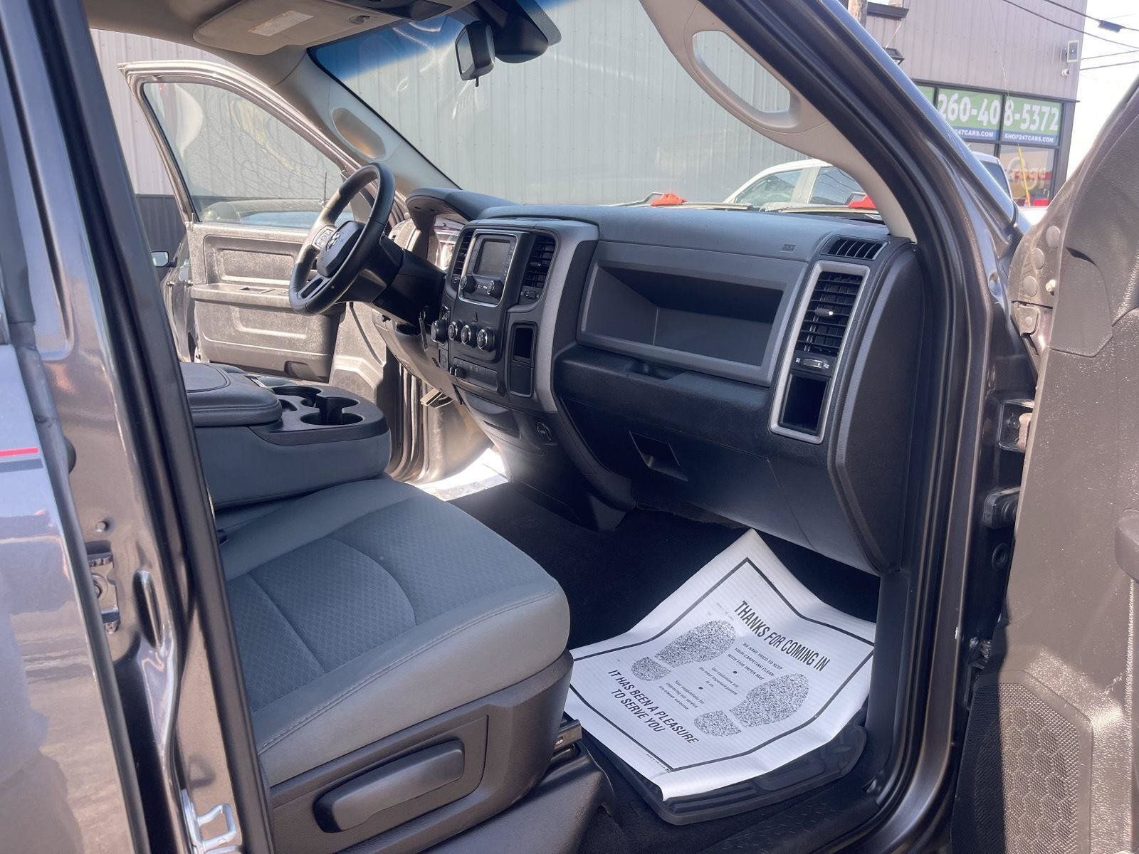 Used 2015 RAM 1500 Tradesman AWD/4WD image 13