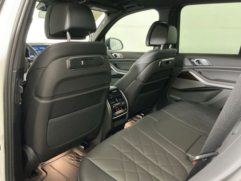 Certified 2026 BMW X5 sDrive40i w/ Climate Comfort Package RWD image 25