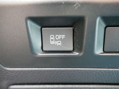 Used 2016 Subaru Crosstrek 2.0i Limited w/ Popular Package #2 image 25