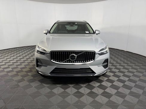 Used 2023 Volvo XC60 B5 Plus w/ Climate Package image 10