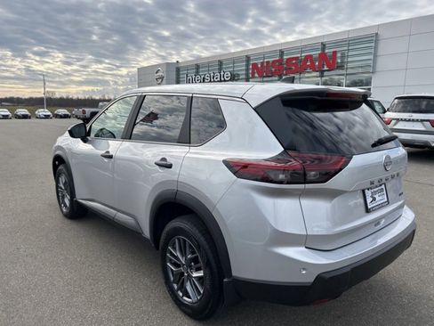 Certified 2025 Nissan Rogue S image 7