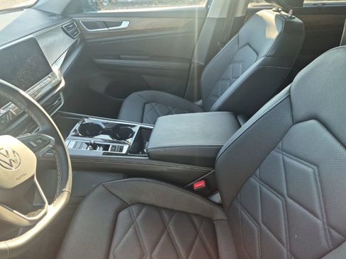 Used 2026 Volkswagen Atlas SE AWD/4WD image 28