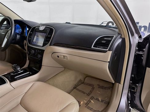 Used 2013 Chrysler 300 Base w/ Driver Convenience Group image 34